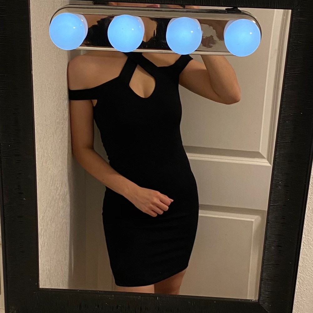 DÚO • black dress